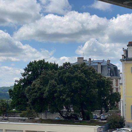 Appartements Pyrenees-Barthou Pau Exterior foto