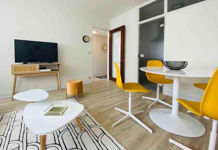 Appartements Pyrenees-Barthou Pau Exterior foto