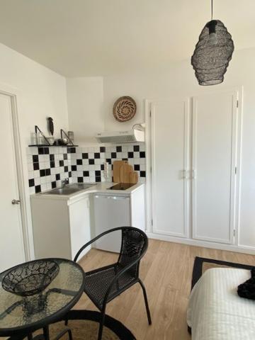 Appartements Pyrenees-Barthou Pau Exterior foto